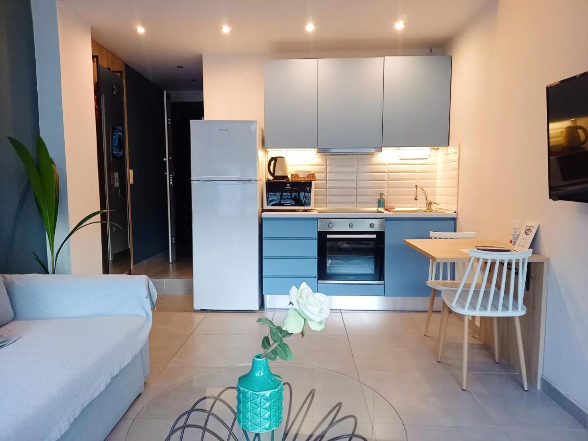 Bella Suite City Center, Parking 테살로니키 외부 사진