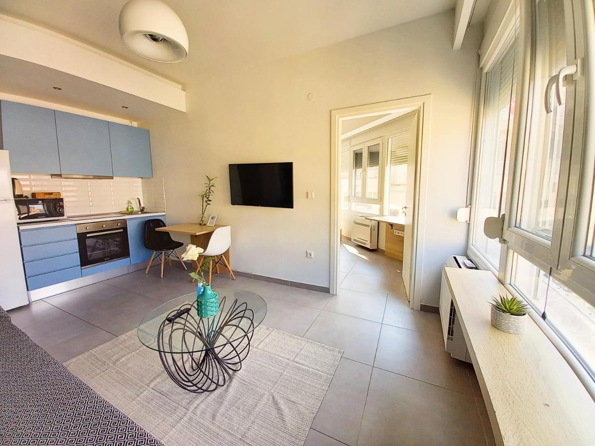 Bella Suite City Center, Parking 테살로니키 외부 사진